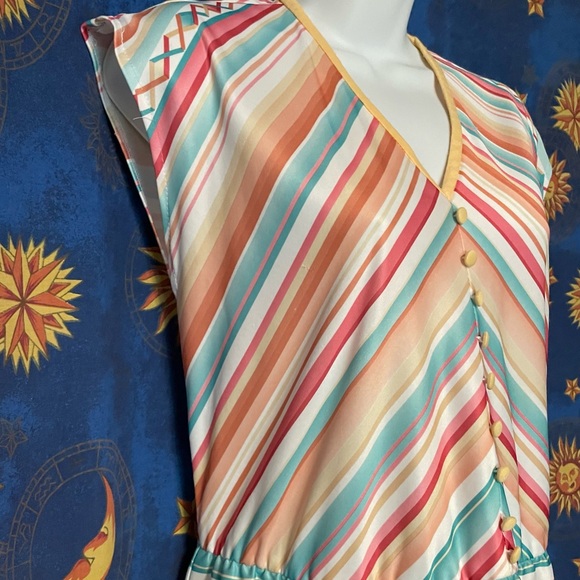 80s Stranger Things vintage striped summer dress - Picture 7 of 8